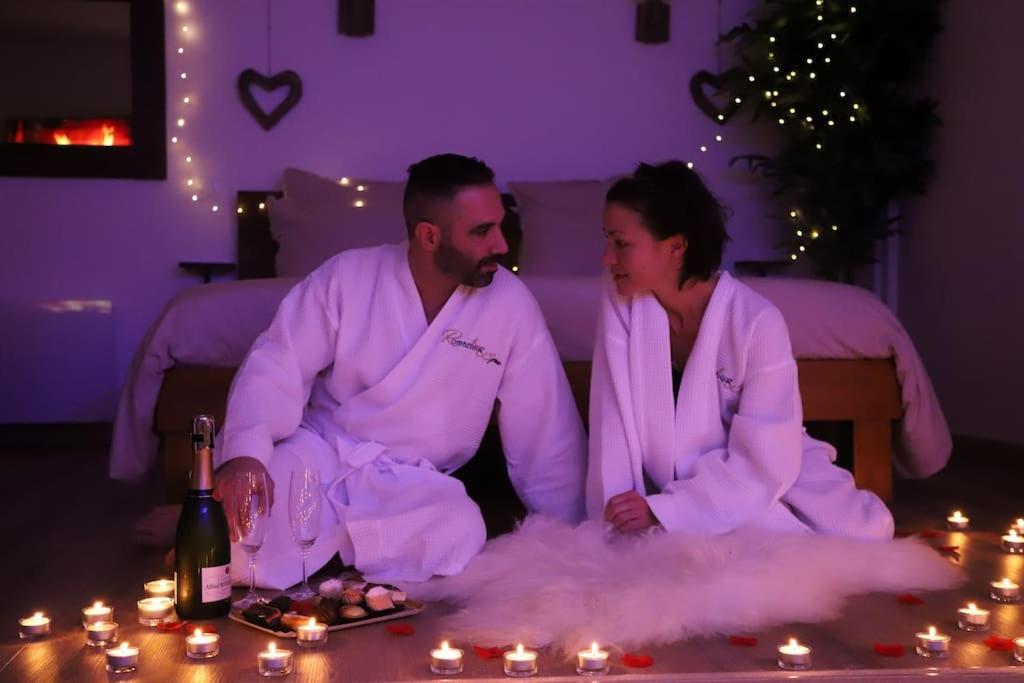 Love Room Unique - Sauna / Jacuzzi Charleville-Mézières Extérieur photo